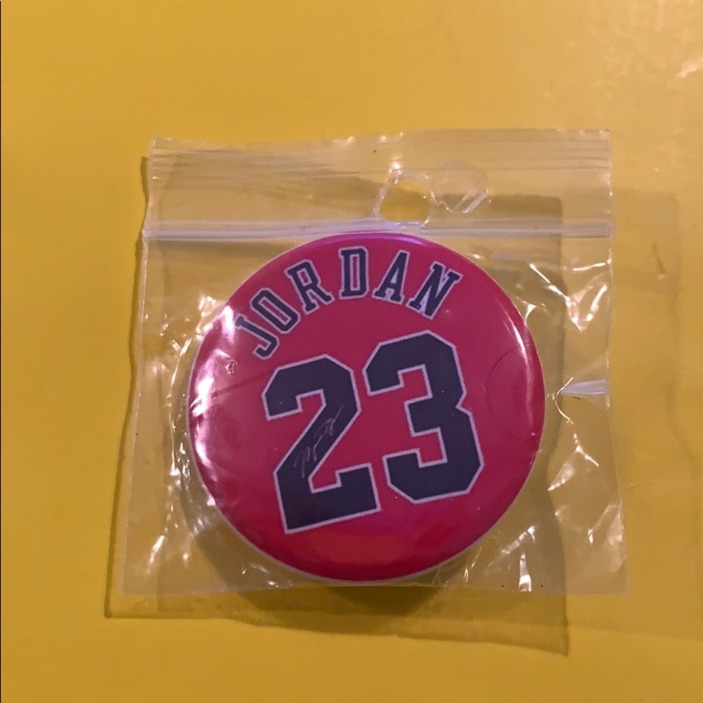 Micheal Jordan pin
